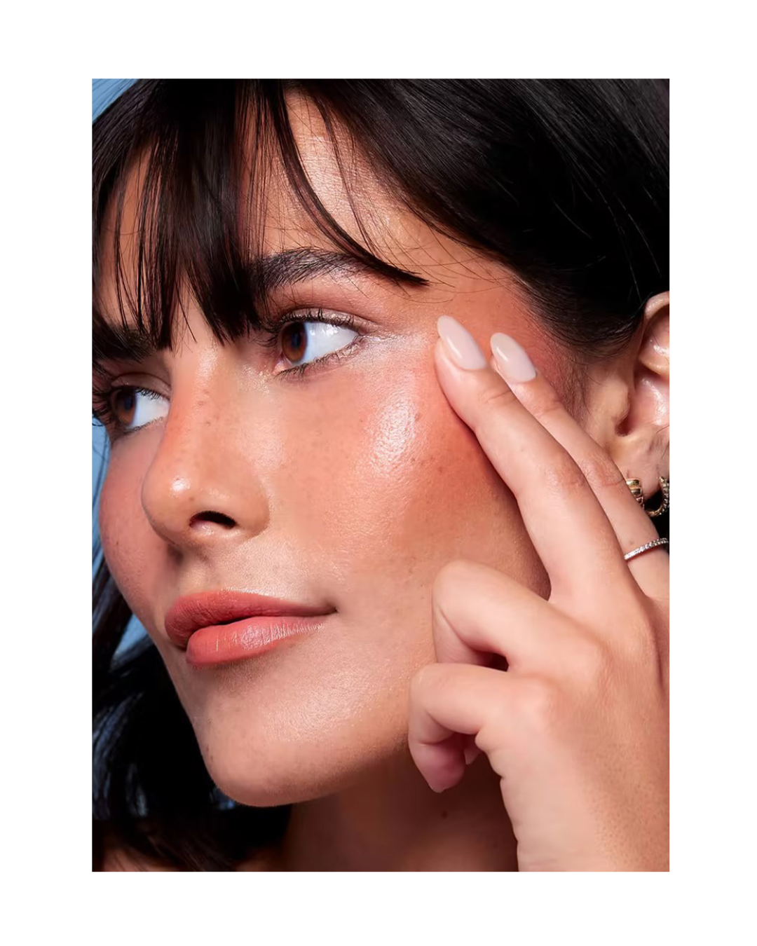 Bloss & Bloom Multi Stick- Glow Anytime, Anywhere- Compact Design To Take It With You Anywhere - Easy To Apply.